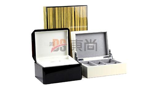DS  木質高光手表盒